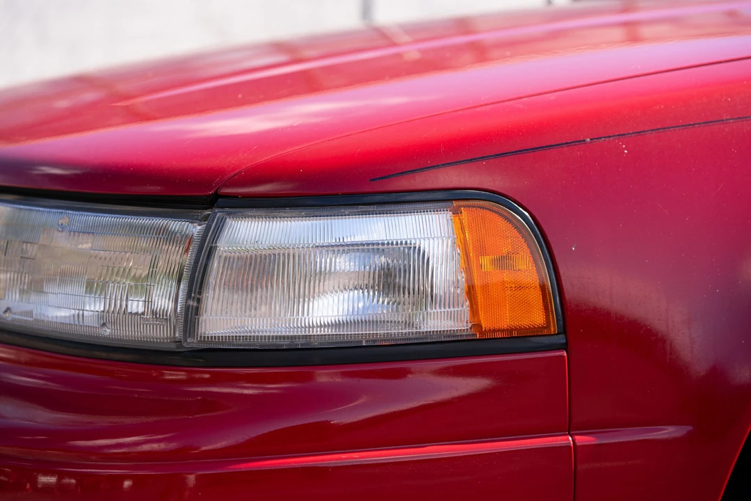 1990 Nissan Maxima 3rd Gen - Image 18 of 31