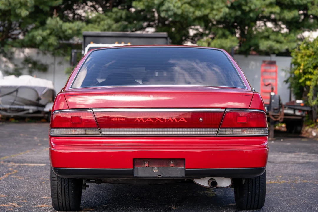 1990 Nissan Maxima 3rd Gen - Image 6 of 31