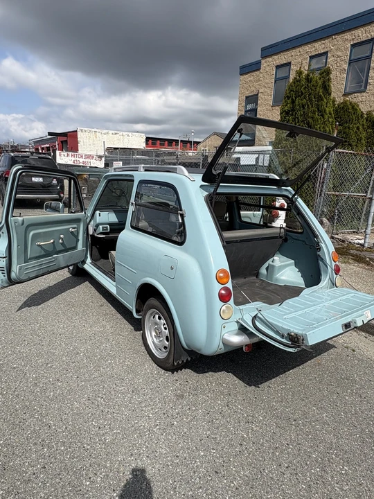 1990 Nissan - Image 19 of 31