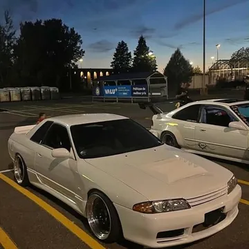 1990 Nissan Skyline GTS-T