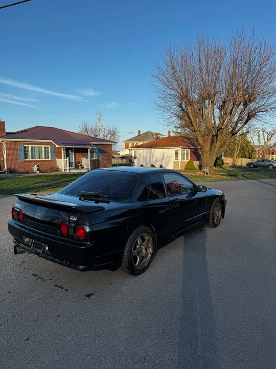 1990 Nissan Skyline - Image 5 of 24