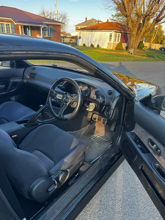 1990 Nissan Skyline - Image 16 of 24