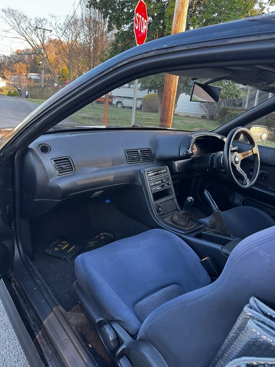 1990 Nissan Skyline - Image 18 of 24
