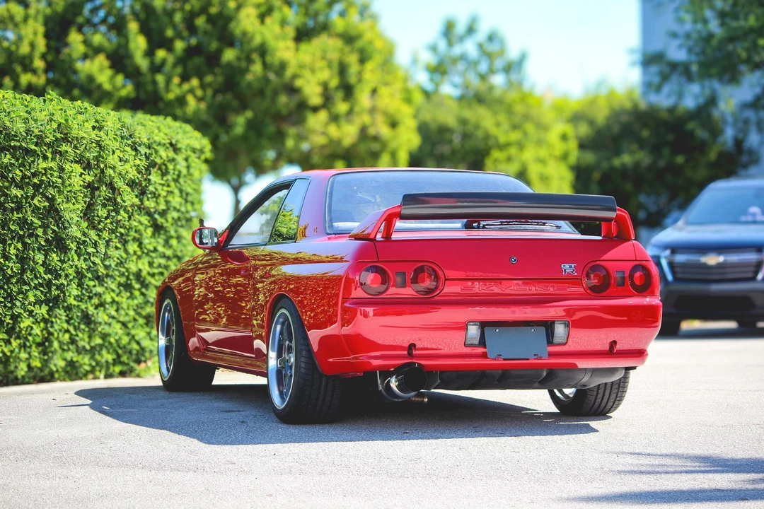 1990 Nissan R32 Skyline GT-R 8th Gen - Image 9 of 31