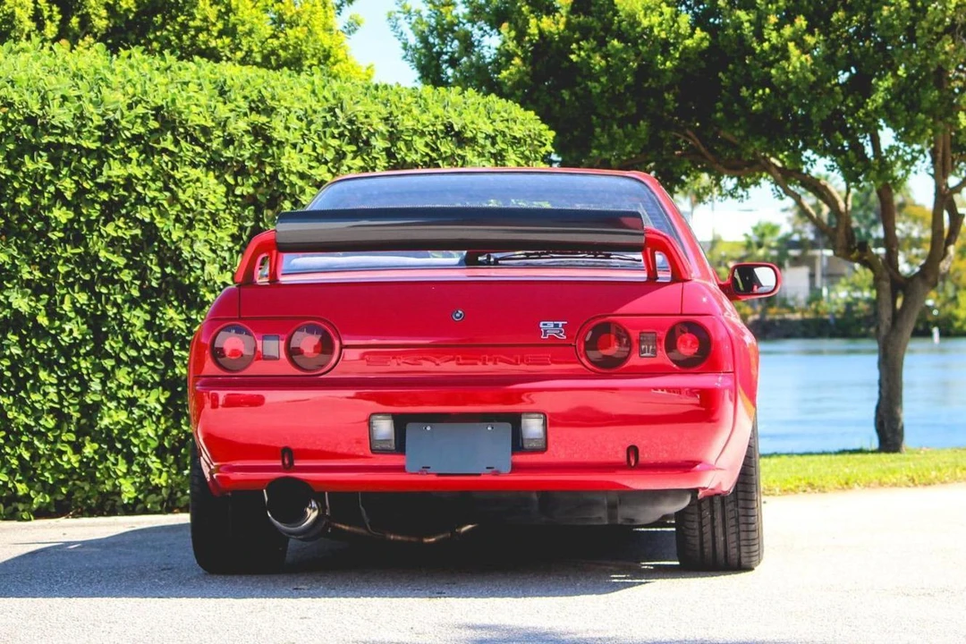 1990 Nissan R32 Skyline GT-R 8th Gen - Image 5 of 31