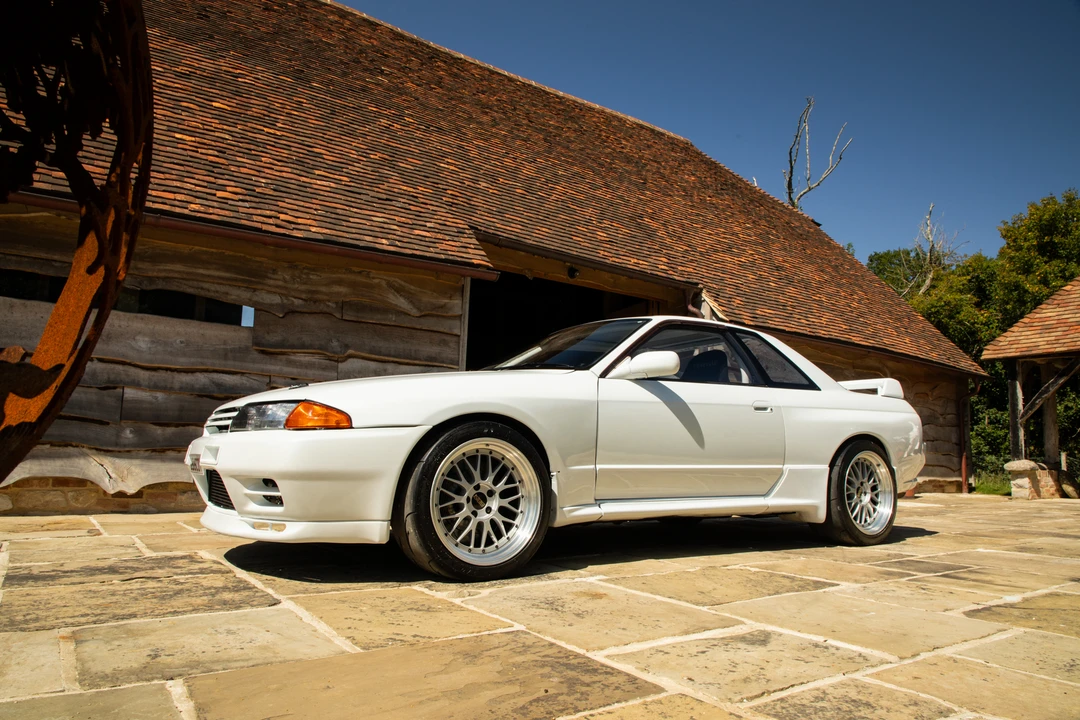 1990 Nissan R32 Skyline GT-R 8th Gen - Image 8 of 31