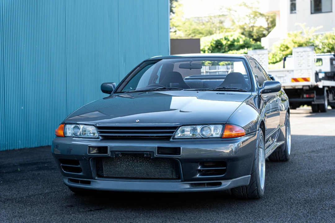 1990 Nissan R32 Skyline GT-R 8th Gen - Image 2 of 31