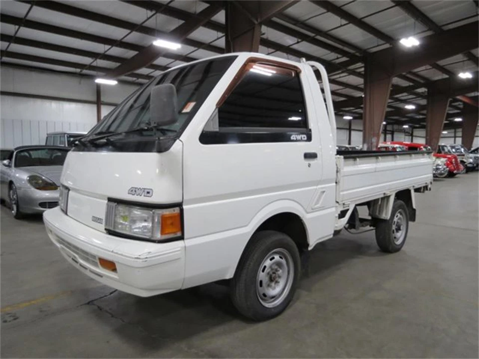 1990 Nissan Vanette 2nd Gen - Image 3 of 31
