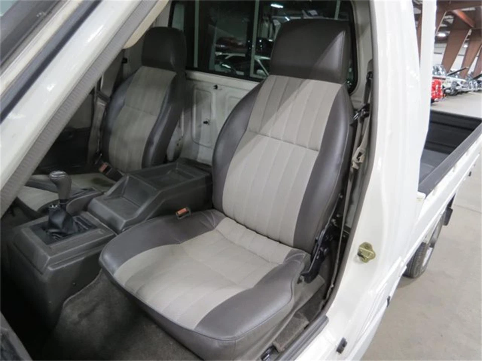 1990 Nissan Vanette 2nd Gen - Image 22 of 31