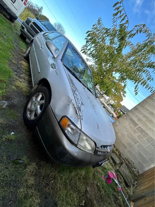 1990 Nissan Altima - Image 3 of 8