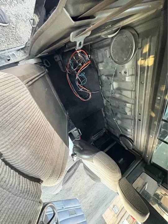1990 Nissan Frontier - Image 8 of 13