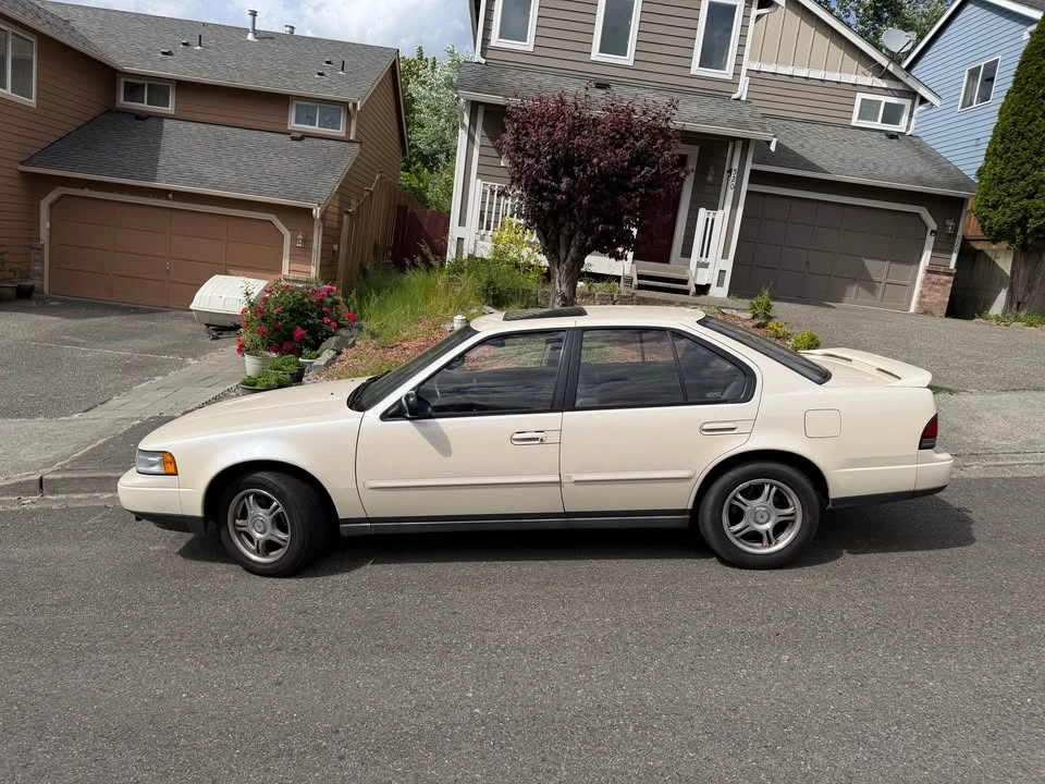 1990 Nissan Maxima 3rd Gen - Image 3 of 9