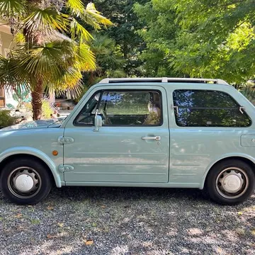 1990 Nissan Pao