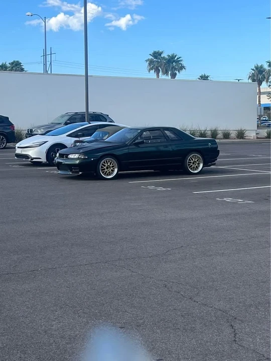 1990 Nissan R32 Skyline 8th Gen - Image 2 of 10