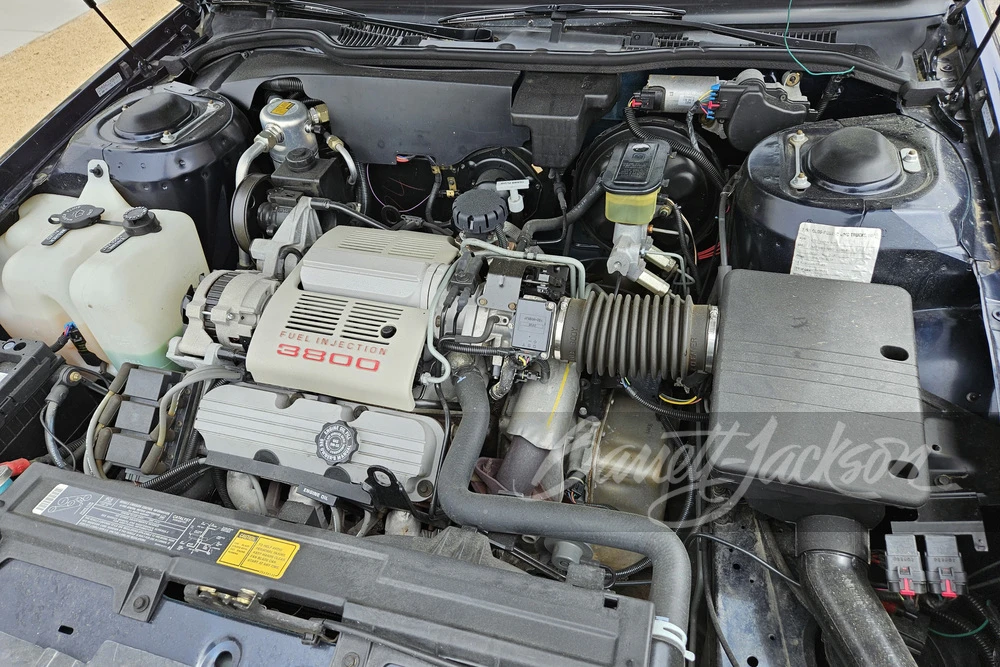 1990 Oldsmobile 88 - Image 2 of 22