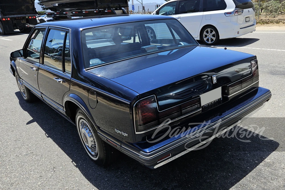 1990 Oldsmobile 88 - Image 18 of 22