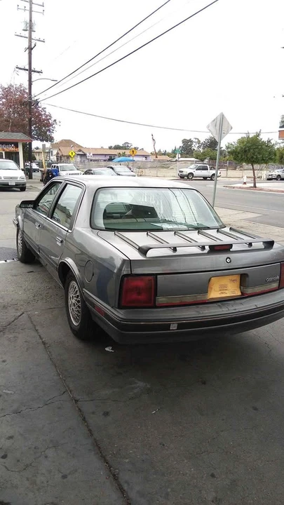 1990 Oldsmobile Cutlass Ciera - Image 4 of 4