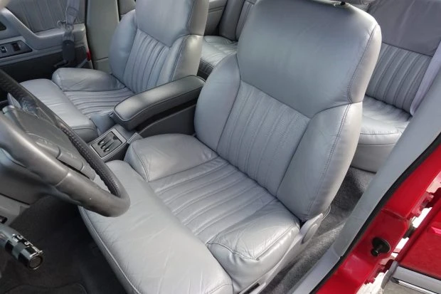 1990 Oldsmobile Cutlass Supreme - Image 4 of 8