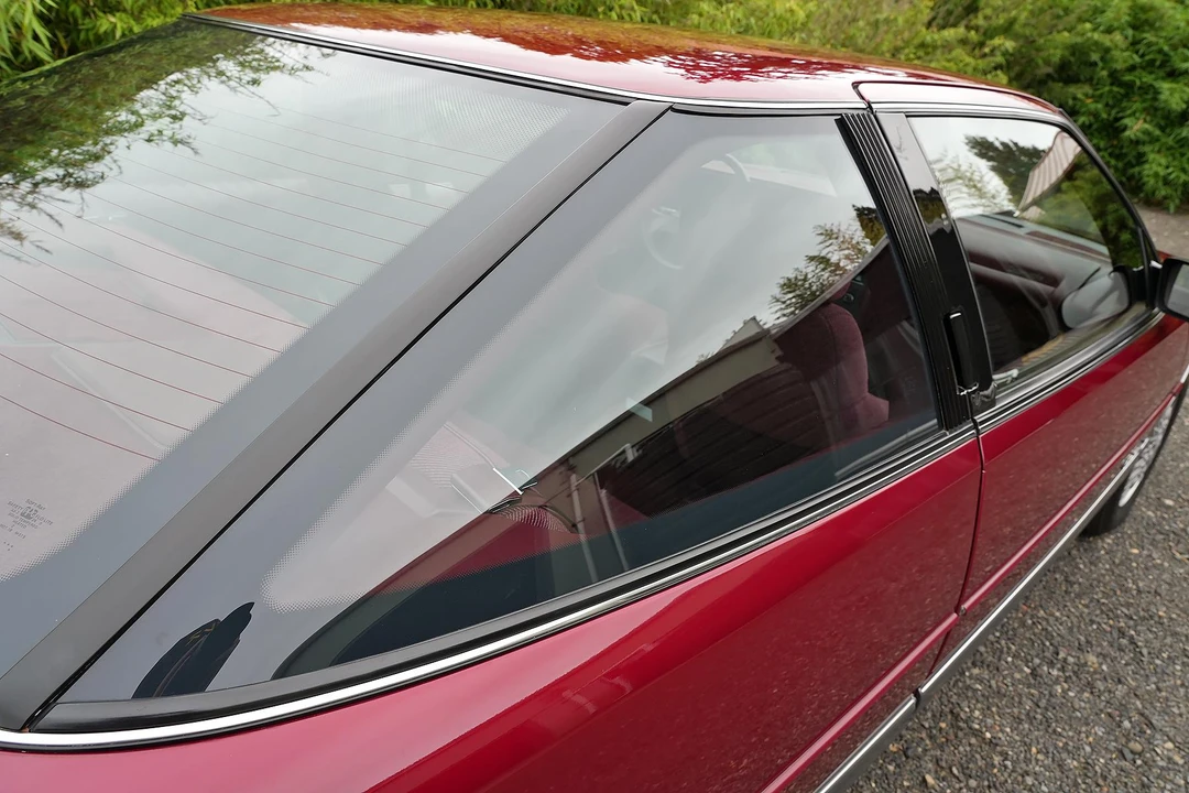 1990 Oldsmobile Cutlass Supreme - Image 26 of 31