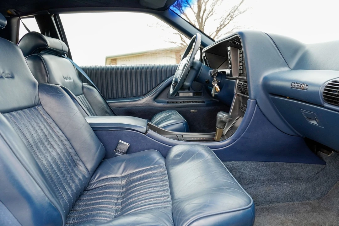 1990 Oldsmobile Toronado - Image 15 of 21