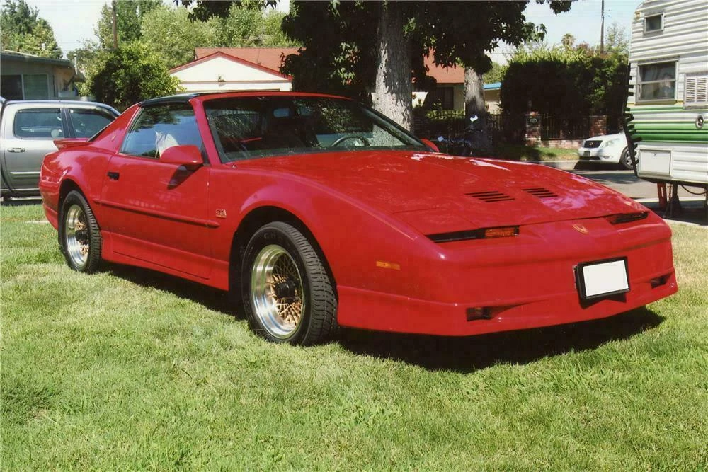 1990 Pontiac Firebird Trans Am 3rd Gen - Image 2 of 5
