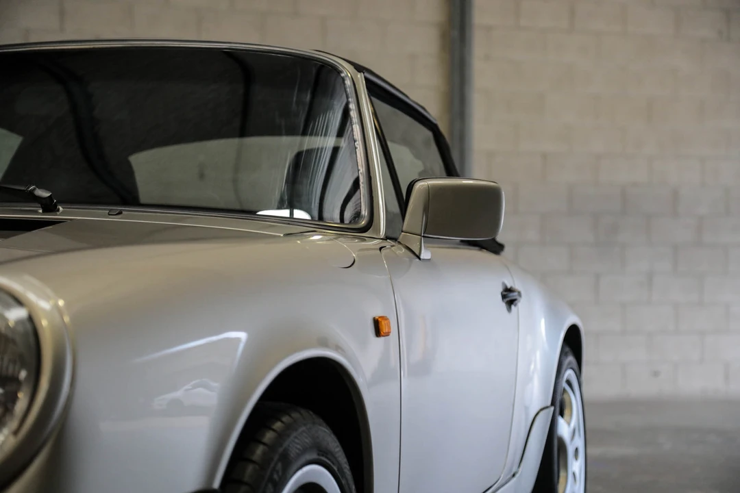 1990 Porsche 964 Carrera - Image 25 of 31