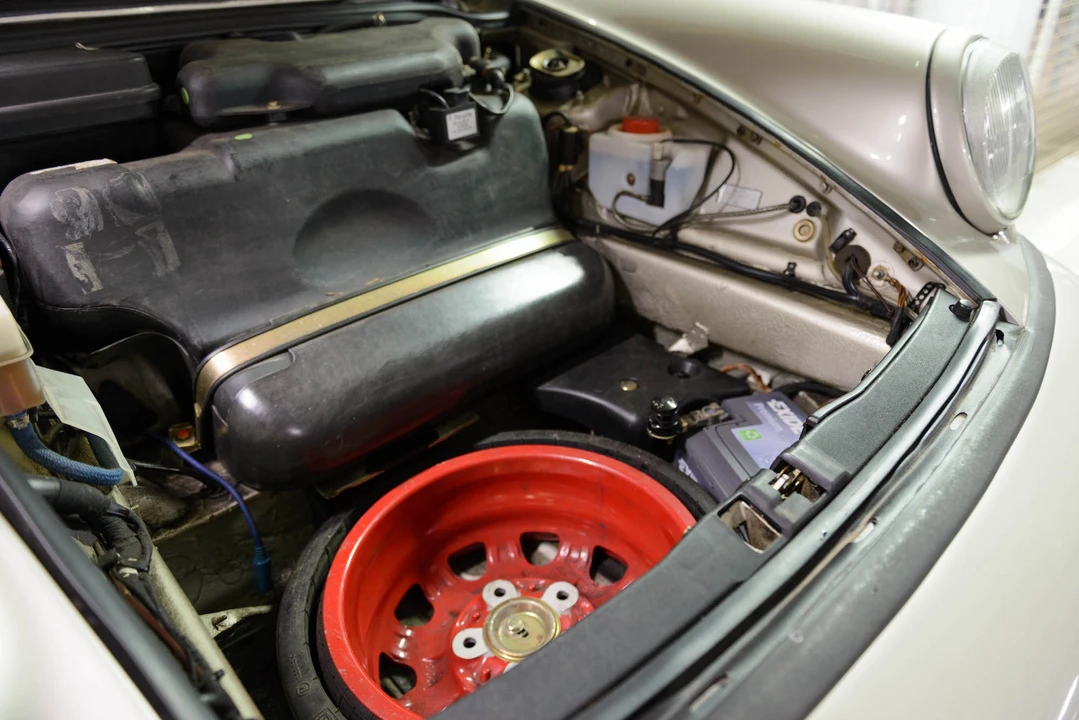 1990 Porsche 964 Carrera - Image 22 of 31