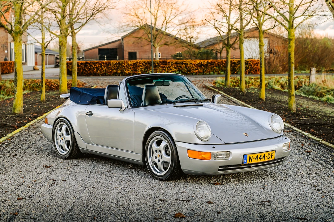 1990 Porsche 964 Carrera 4 - Image 2 of 31