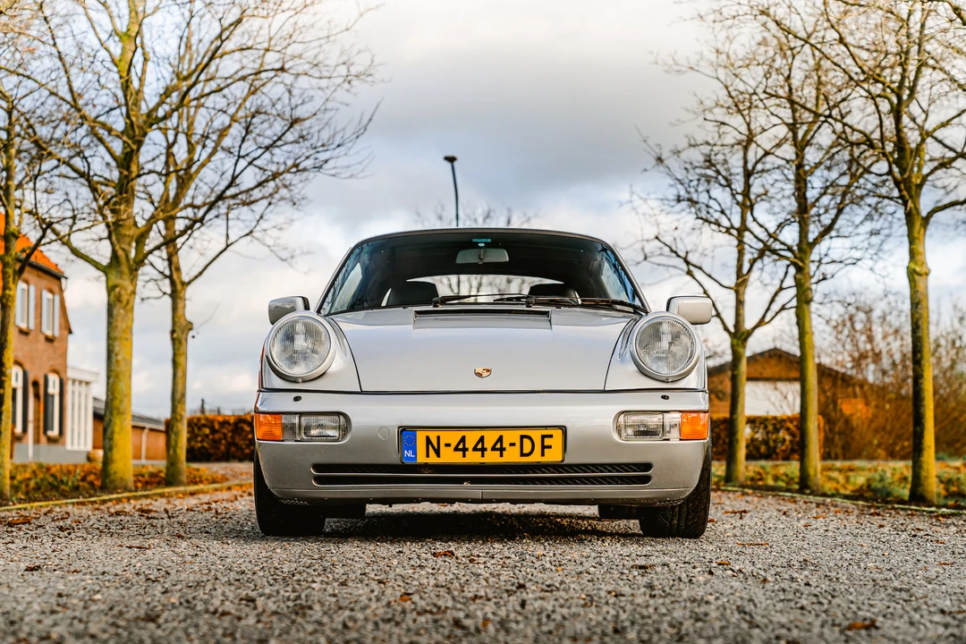 1990 Porsche 964 Carrera 4 - Image 29 of 31