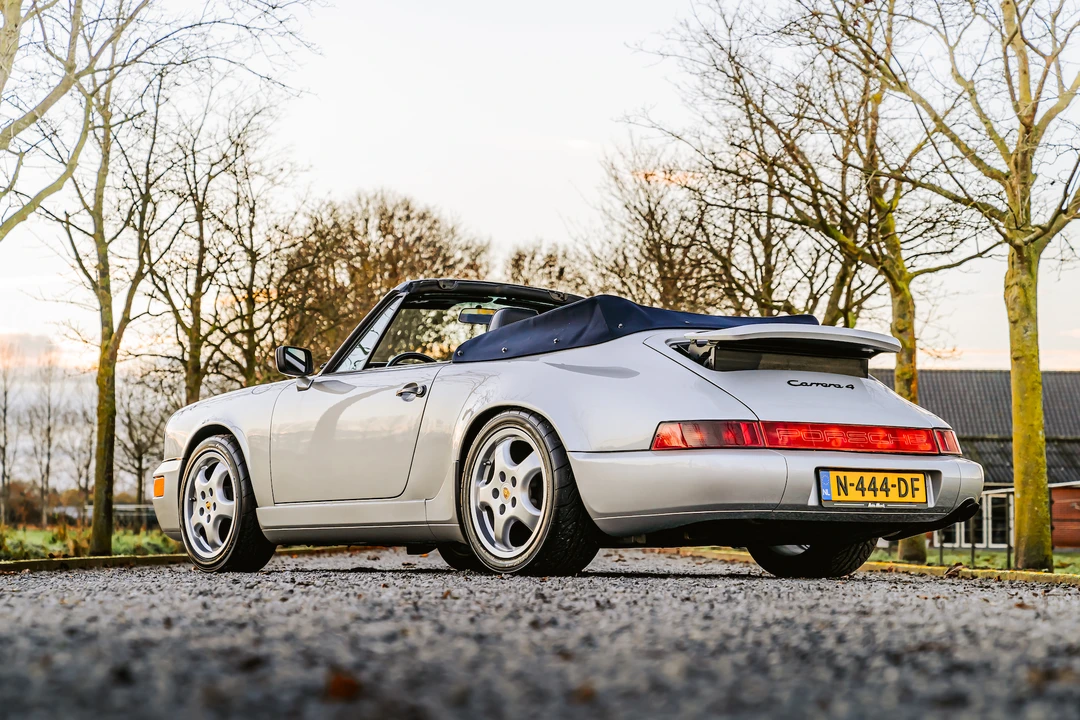 1990 Porsche 964 Carrera 4 - Image 10 of 31