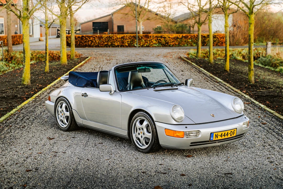 1990 Porsche 964 Carrera 4 - Image 4 of 31