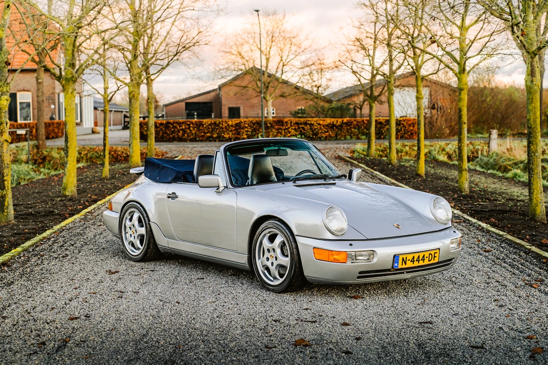 1990 Porsche 964 Carrera 4 - Image 8 of 31