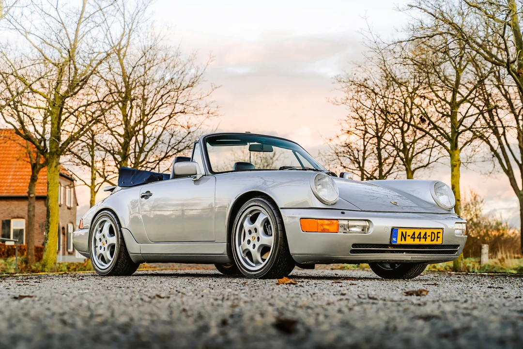 1990 Porsche 964 Carrera 4 - Image 14 of 31