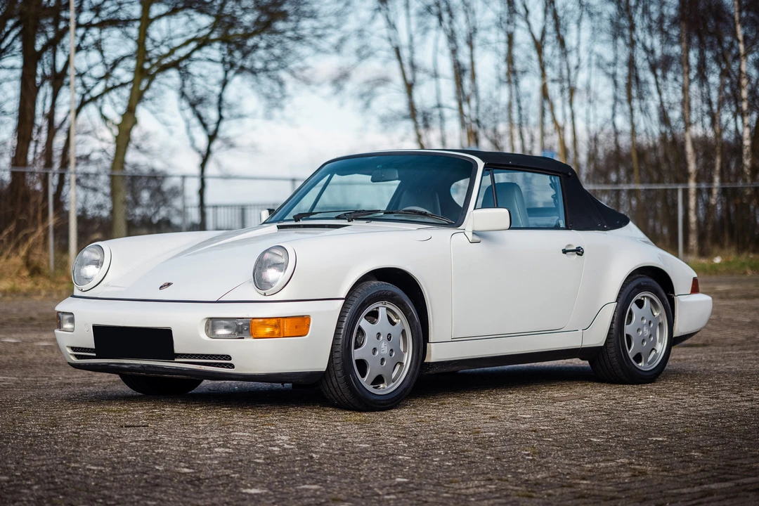 1990 Porsche 964 Carrera 4 - Image 2 of 31