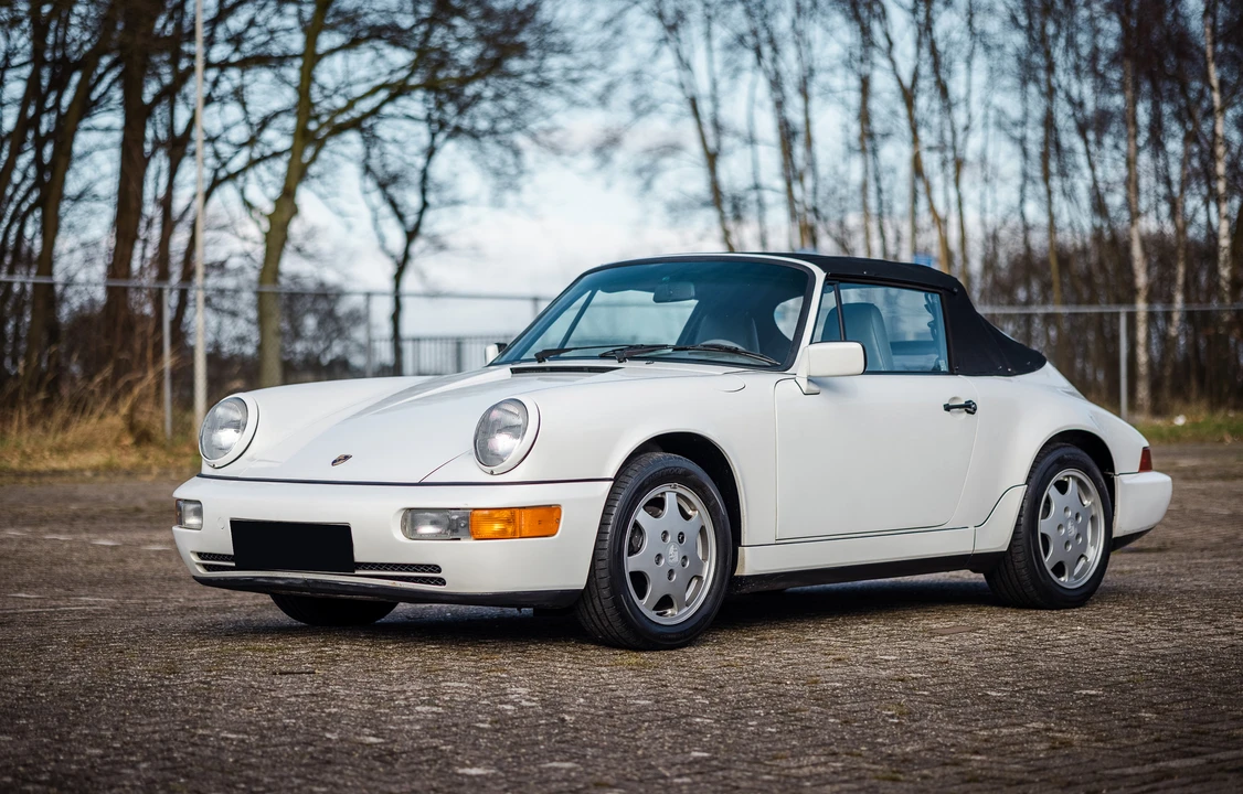 1990 Porsche 964 Carrera 4 - Image 10 of 31