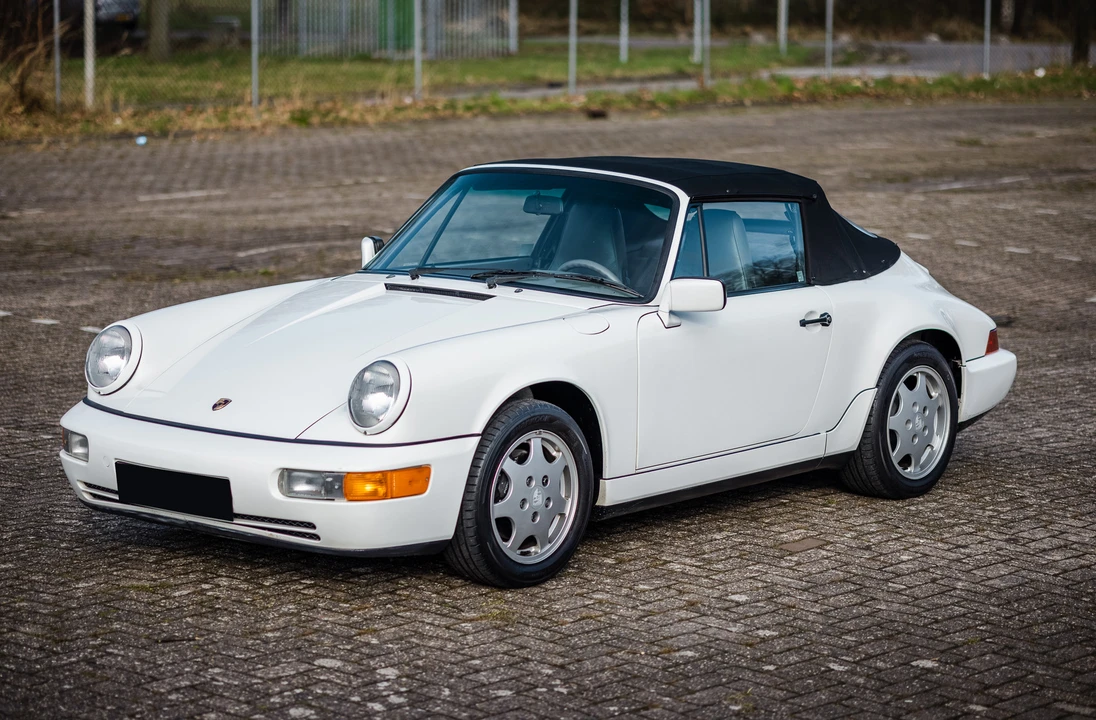 1990 Porsche 964 Carrera 4 - Image 12 of 31