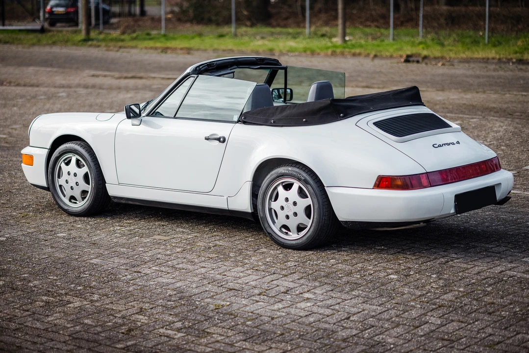 1990 Porsche 964 Carrera 4 - Image 20 of 31
