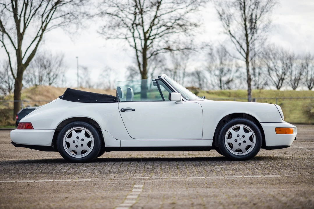 1990 Porsche 964 Carrera 4 - Image 22 of 31