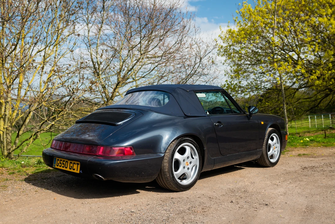 1990 Porsche 964 Carrera 4 - Image 17 of 31