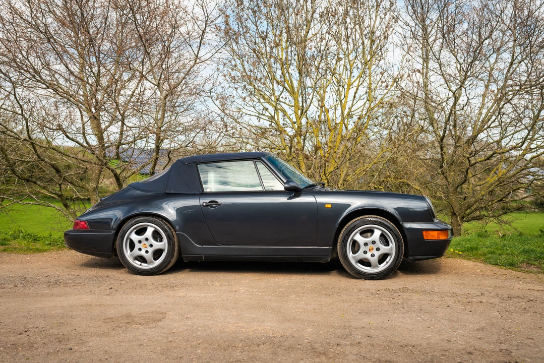 1990 Porsche 964 Carrera 4 - Image 9 of 31