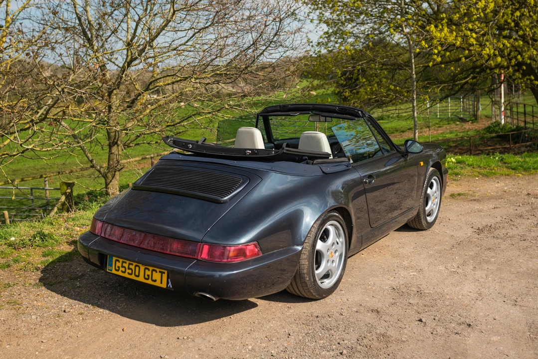 1990 Porsche 964 Carrera 4 - Image 16 of 31