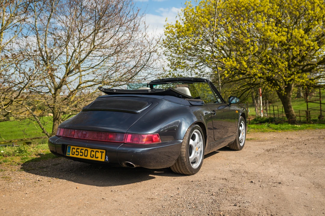 1990 Porsche 964 Carrera 4 - Image 15 of 31