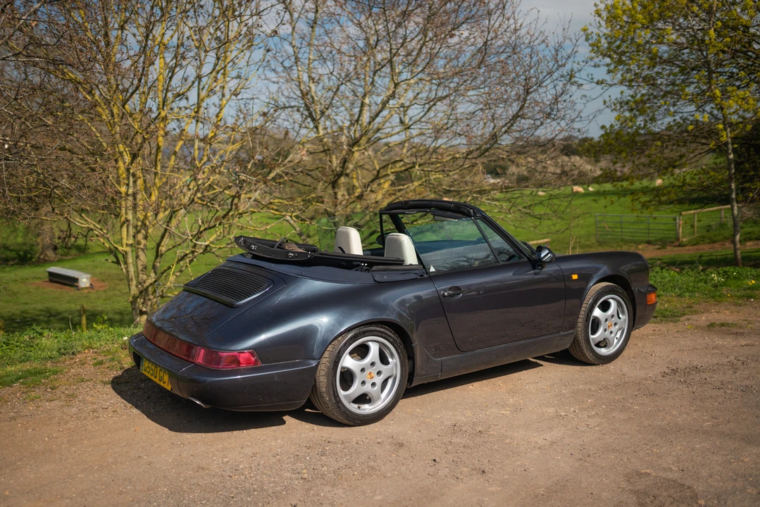 1990 Porsche 964 Carrera 4 - Image 8 of 31