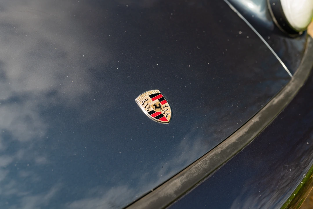 1990 Porsche 964 Carrera 4 - Image 27 of 31