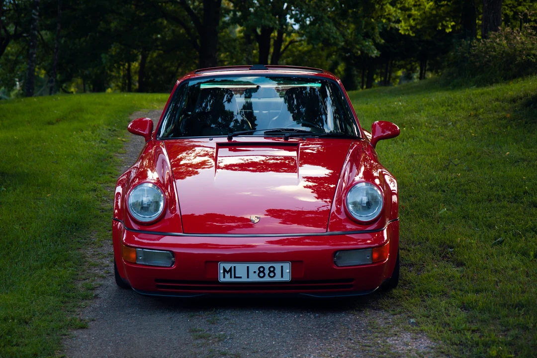 1990 Porsche 964 Carrera 4 - Image 3 of 31