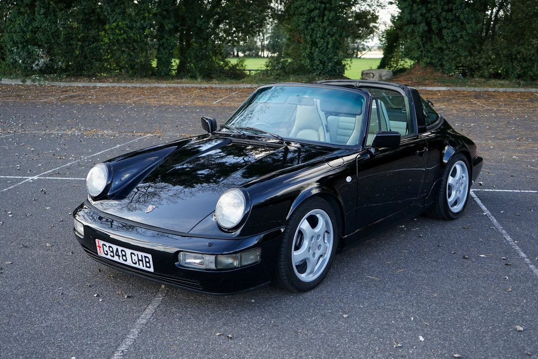 1990 Porsche 964 Carrera 4 - Image 10 of 31