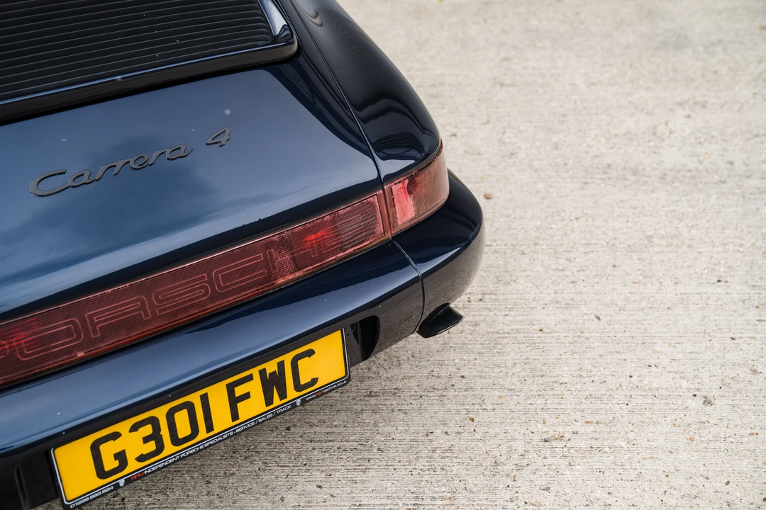 1990 Porsche 964 Carrera 4 - Image 28 of 31