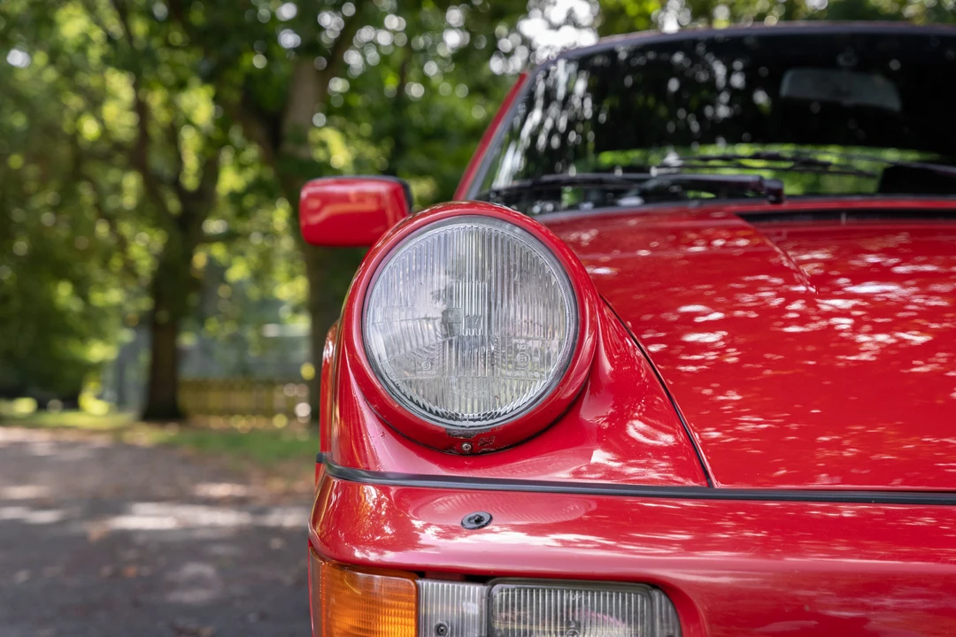 1990 Porsche 964 Carrera 4 - Image 27 of 31