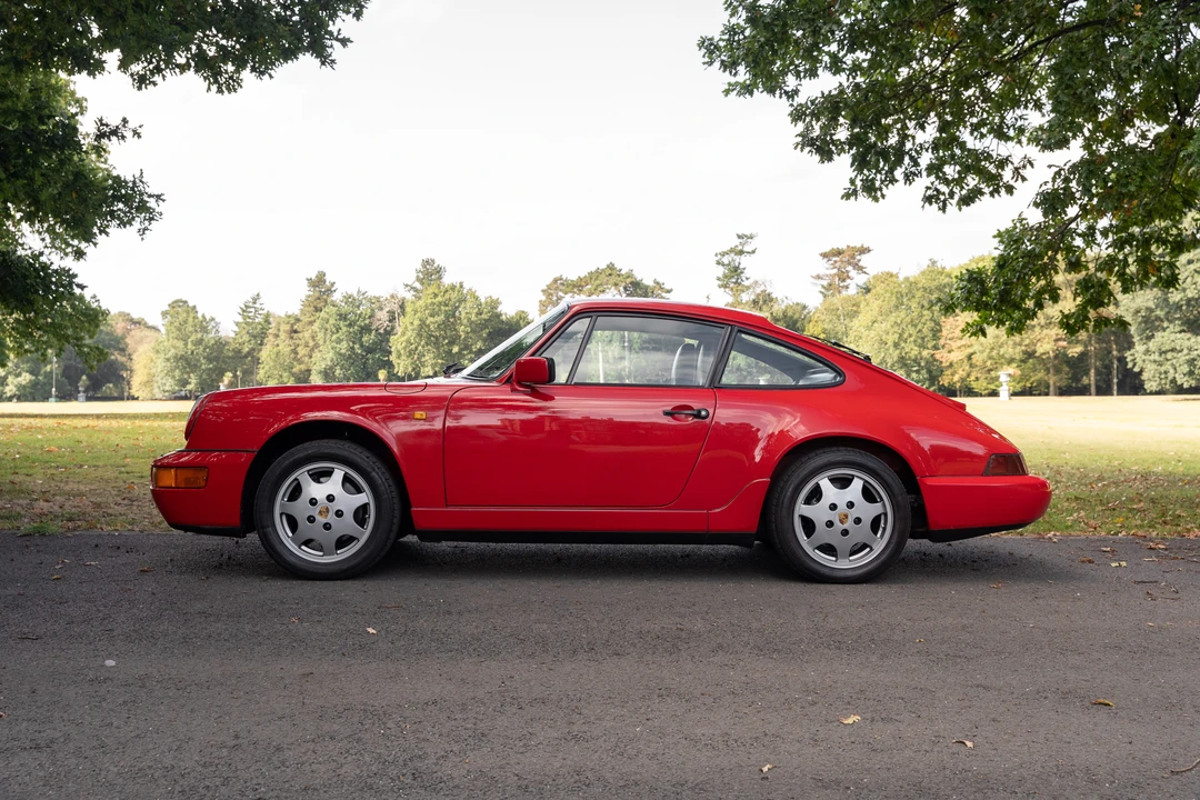 1990 Porsche 964 Carrera 4 - Image 9 of 31