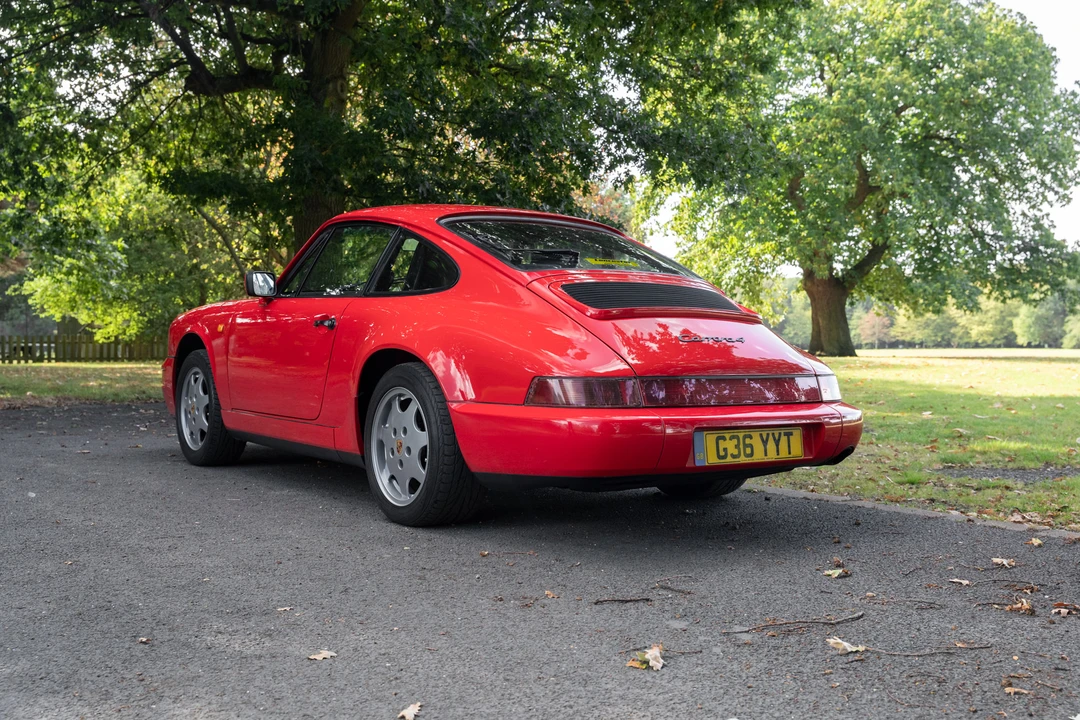 1990 Porsche 964 Carrera 4 - Image 8 of 31